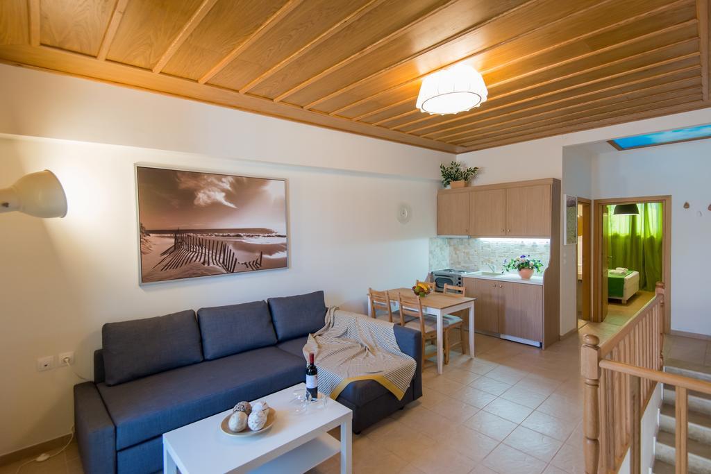 Apartment Castello Di Porto Panormos (Crete)